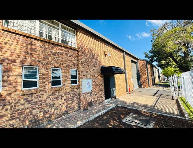183M² WAREHOUSE TO LET IN ROBERTVILLE